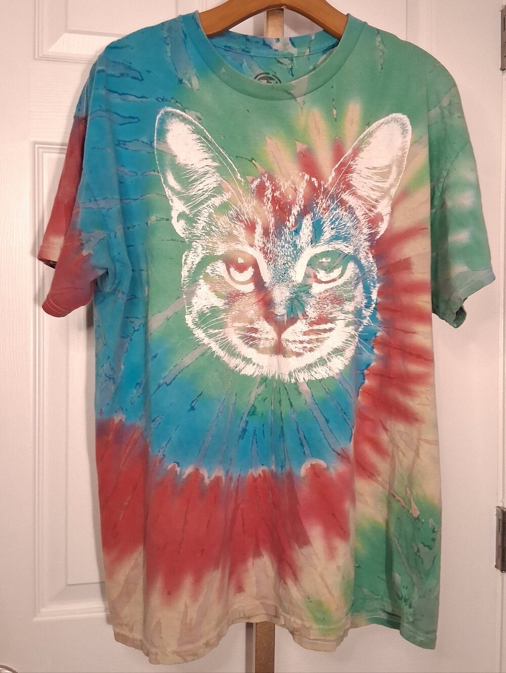 Tie Dyed Cat T Shirt XL